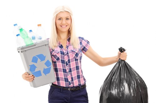 Organized house clearance process in Highbury